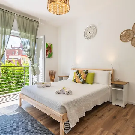 Estay - Monteverdi - 1 * קליארי